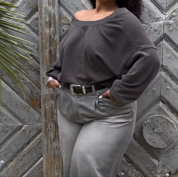 Torrid Festi Reversible Long-sleeve Sweatshirt - Gray Color - Picture 4 of 11